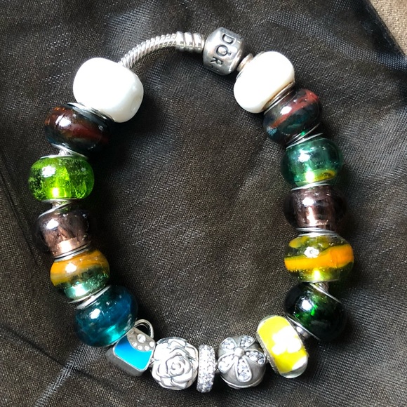 Authentic Pandora Bracelet Jewelry with 17 Charms - Picture 1 of 16